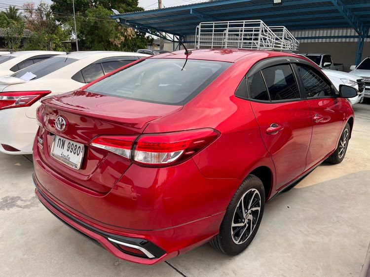 Toyota Yaris ATIV 2022 1.2 Sport Sedan เบนซิน ไม่ติดแก๊ส เกียร์อัตโนมัติ แดง รูปที่ 4