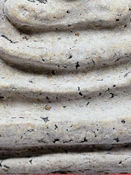 พระสมเด็จวัดระฆัง พิมพ์เจดีย็เอียง เก่าสวย รูปที่ 4