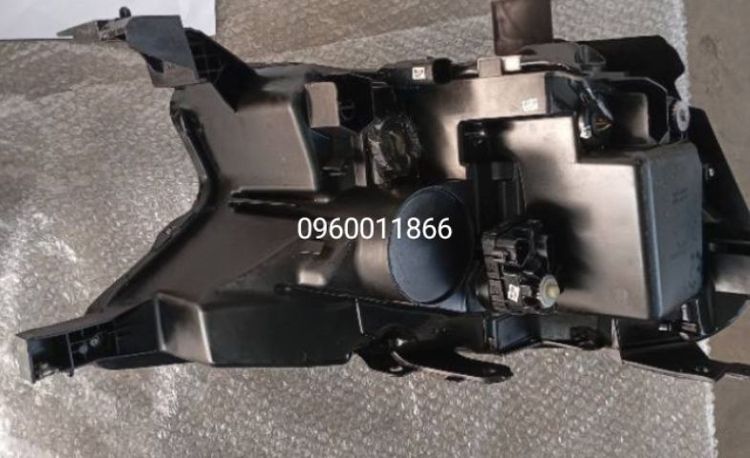 ไฟท้าย แท้ LED เรนเจอร์  รูปที่ 3