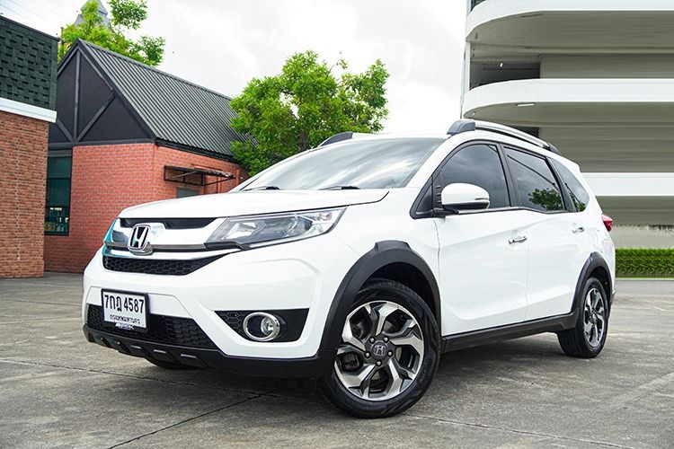 รถ Honda BR-V 1.5 V สี ขาว