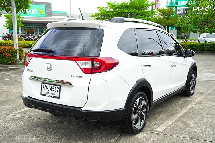 Honda BR-V 2018 1.5 V Utility-car เบนซิน ไม่ติดแก๊ส เกียร์อัตโนมัติ ขาว รูปที่ 4