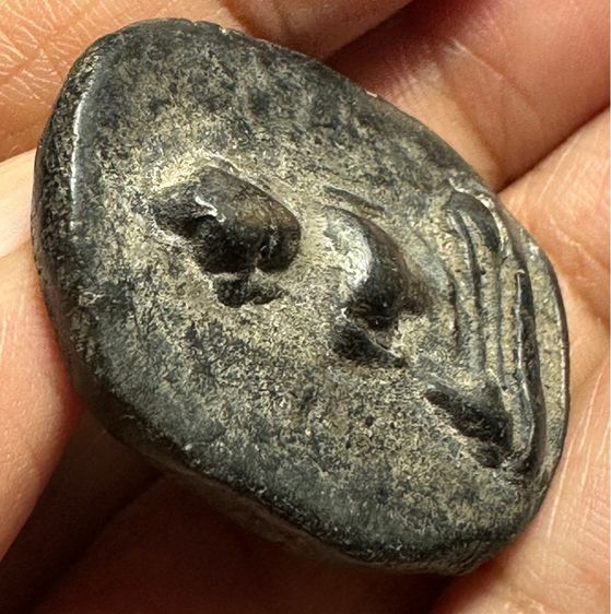 🙏พระผงสุพรรณดำไม่ตัดปีก พิมพ์หน้าแก่🙏พระผงสุพรรณพิมพ์ หน้าหนุ่ม องค์ละ1550 รูปที่ 7