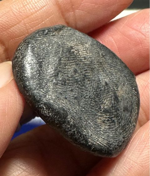 🙏พระผงสุพรรณดำไม่ตัดปีก พิมพ์หน้าแก่🙏พระผงสุพรรณพิมพ์ หน้าหนุ่ม องค์ละ1550 รูปที่ 6