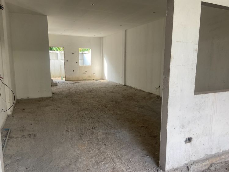 ไม่มี ทาวน์เฮ้าส์  2 ชั้น (มีส่วนลดพิเศษ) เจ้าของขายเอง รูปที่ 2