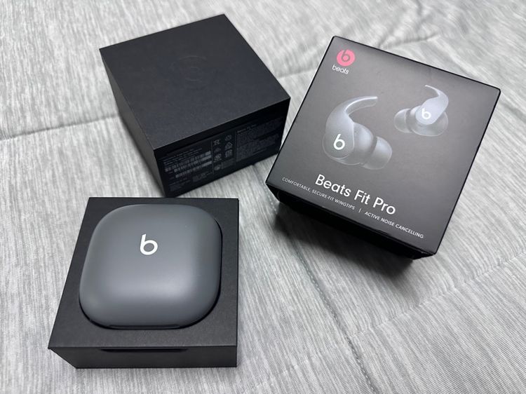 หูฟังไร้สาย Beats Fit Pro สี Grey