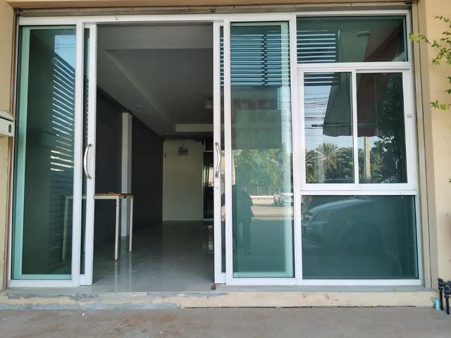 ขายด่วนเจ้าของขายเอง ตึกแถวทำเลทอง แยกเจ 