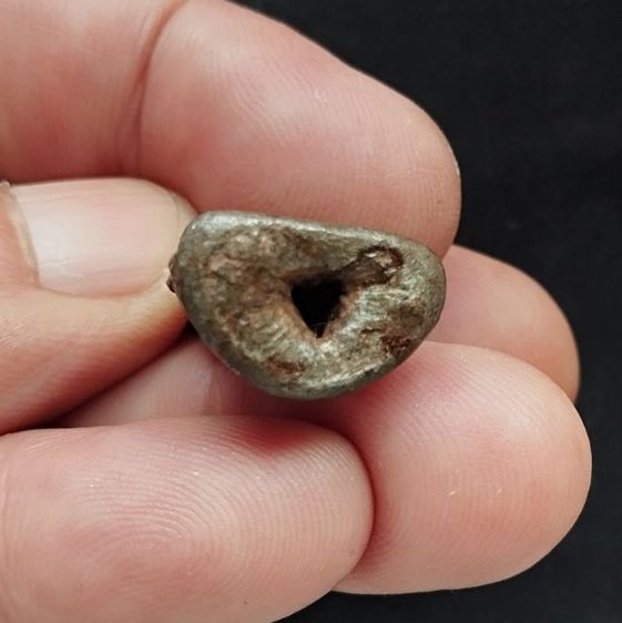 พระหลวงพ่อเนียม วัดน้อย พิมพ์พระประธานเล็ก
 รูปที่ 5