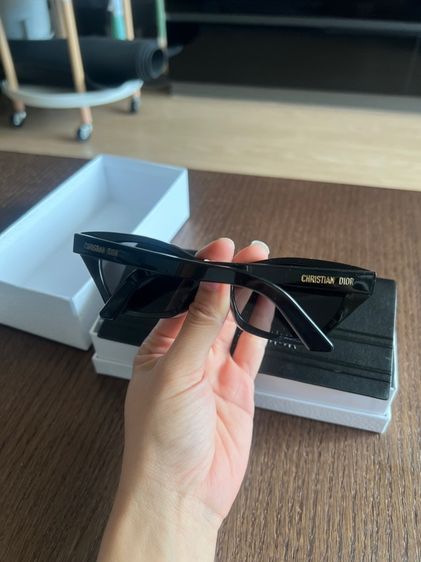 แว่นตากันแดดผู้หญิง รูปที่ 2