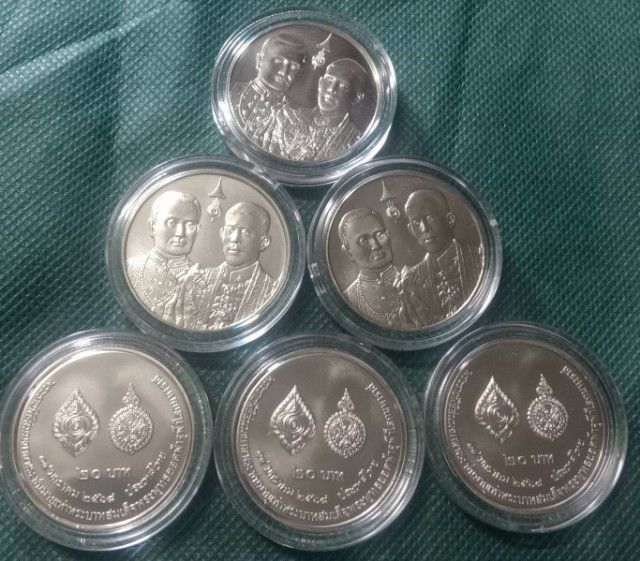 ๒๐บาทล่าสุด ร๑ร๑๐สมมงคลพระชนมายุเท่าร๑.พศ2568ตลับละ