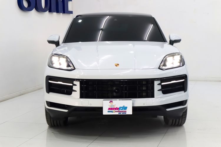 Porsche Cayenne 2025 3.0 E-Hybrid Coupé 4WD Sedan ปลั๊กอินไฮบริด (PHEV) ไม่ติดแก๊ส เกียร์อัตโนมัติ ขาว รูปที่ 2