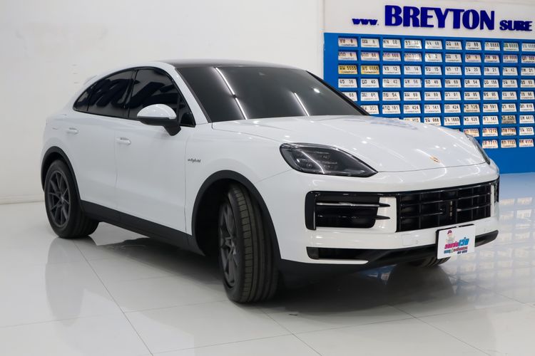 Porsche Cayenne 2025 3.0 E-Hybrid Coupé 4WD Sedan ปลั๊กอินไฮบริด (PHEV) ไม่ติดแก๊ส เกียร์อัตโนมัติ ขาว รูปที่ 3