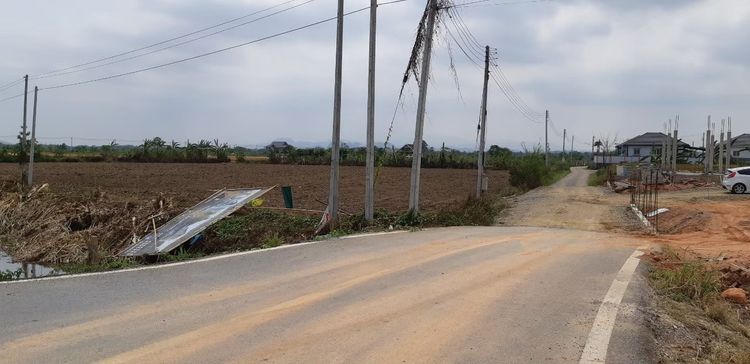 ไม่ใช่ Vายที่ดินโฉนด ติดถนนบายพาสกว้าง140เมตร ตรงข้ามสนามบิน   รูปที่ 3