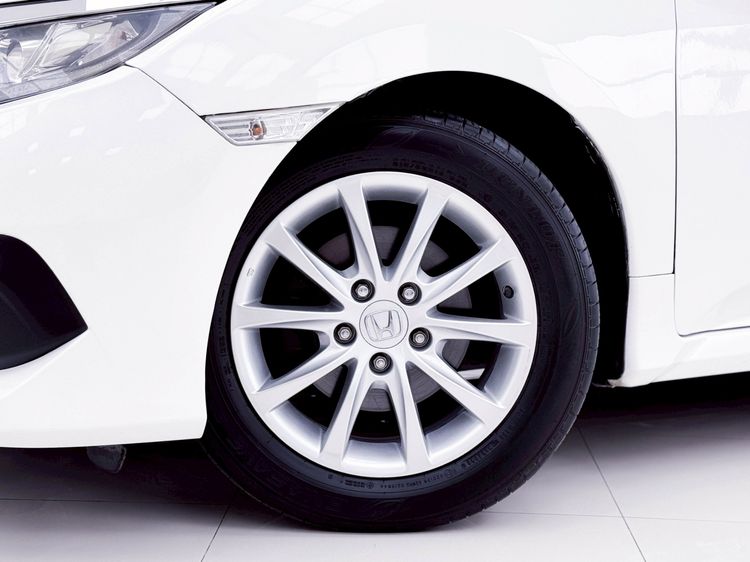Honda Civic 2016 1.8 E i-VTEC Sedan เบนซิน LPG เกียร์อัตโนมัติ ขาว รูปที่ 4