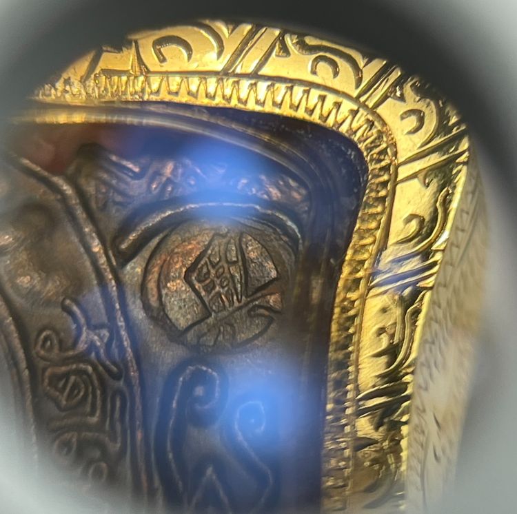 เหรียญพญาเต่าเรือน รุ่นรวมพุทธคุณ เนื้อนวะ โค๊ตเฮง หลวงปู่หลิว ปัณณโก ปี 2538 สวยพร้อมกรอบทองคำ รูปที่ 8