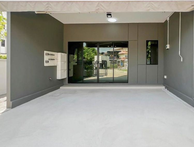 ไม่มี ขายทาวน์โฮม 3 ชั้น หลังมุม บ้านกลางเมือง ปิ่นเกล้า-จรัญ ทำเลดี เดินทางสะดวก รูปที่ 2