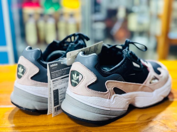 รองเท้า รูปที่ 3