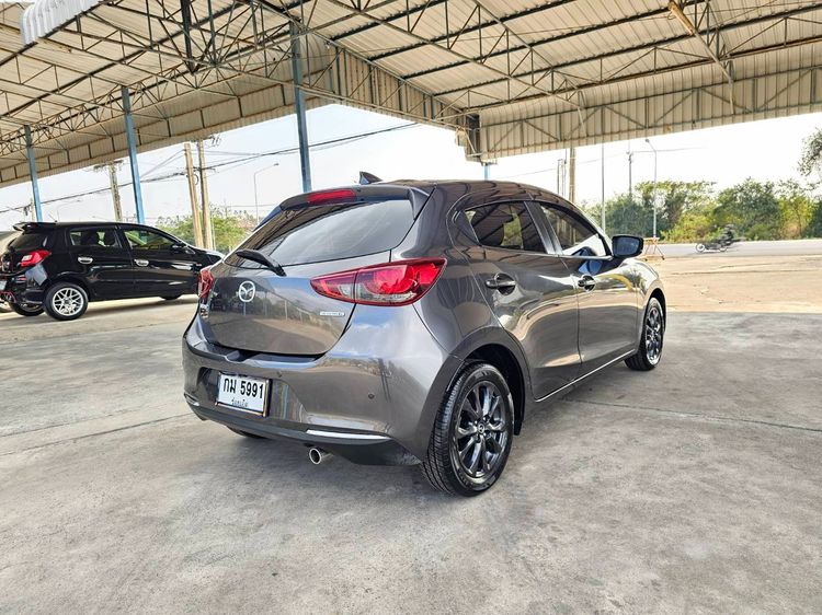 Mazda Mazda 2 2020 1.3 Skyactiv-G S Sports Sedan เบนซิน ไม่ติดแก๊ส เกียร์อัตโนมัติ เทา รูปที่ 3