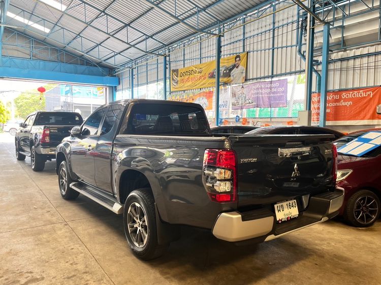 Mitsubishi Triton 2021 All New Mega Cab 2.4 GLS Plus Pickup ดีเซล ไม่ติดแก๊ส เกียร์ธรรมดา เทา รูปที่ 4