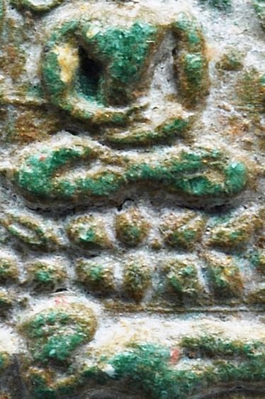 พระผงพรายกุมารหลวงปู่ทิม วัดละหารไร่ พิมพ์เล็ก รูปที่ 5