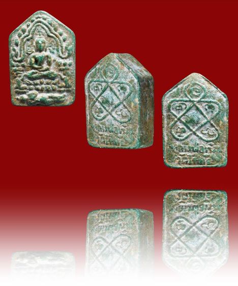 พระผงพรายกุมารหลวงปู่ทิม วัดละหารไร่ พิมพ์เล็ก