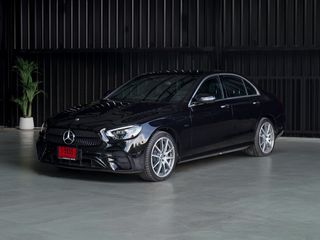 Mercedes Benz E300e AMG  2022 KD633E