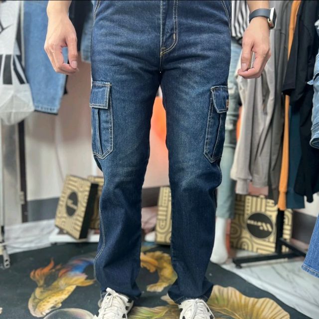 กางเกงยีนส์คาร์โก้ 6 กระเป๋า ขากระบอกเล็ก สีเข้ม เอว 28 สะโฟก 38 ความยาว 40.5 