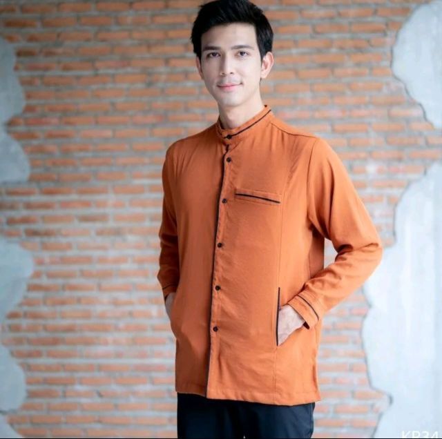 เสื้ออิสลามผู้ชายแขนยาวคอวี สีชาเย็น ไซส์ S อก 40 ยาว 27 นิ้ว