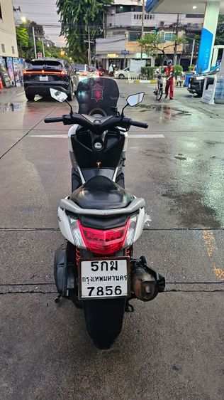 🏍💨🇹🇭(ขายด่วนถูกๆ)✅️📌รถNmaxลดเหลือ45,00บาท(ปกติ48,000)YAMAHA Nmax 155CCออโต้ ปี2015รถเดิมสนิท(เจ้าของขายเอง)รถมือเดียวตั้งแต่ออกศูนย์👍 รูปที่ 7