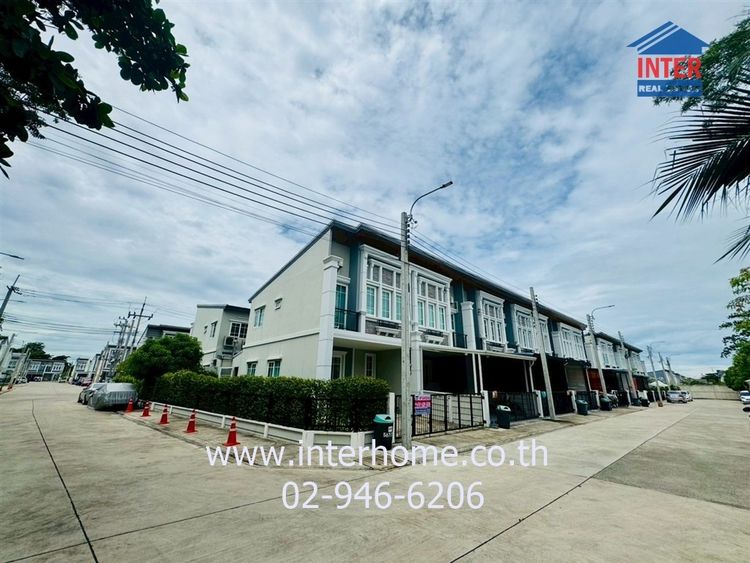 ไม่ใช่ ทาวน์เฮ้าส์ 2 ชั้น 31.4 ตร.ว. หมู่บ้านโกลเด้นท์ทาวน์ ศิริราช-ราชพฤกษ์ ซอยแก้วเงินทอง ถนนพระเทพตัดใหม่ ถนนจรัญสนิทวงศ์ เขตบางกอกน้อย กรุงเทพม