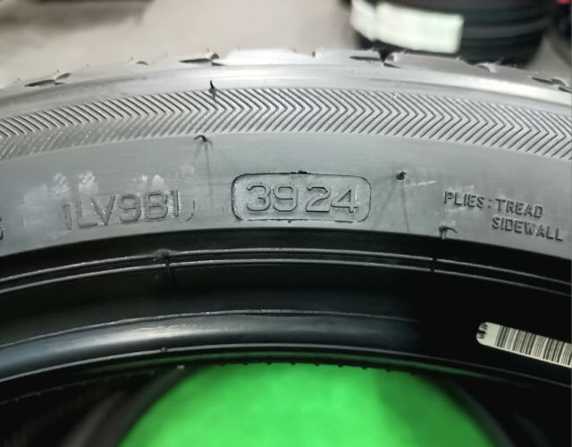 Bridgestone 245 40 20 ปลายปี24 Runflat ยางใหม่ค้างปี ประกันบวม 2 ปี ใส่ฟรี-ส่งฟรี คู่ละ 17000.- รูปที่ 5