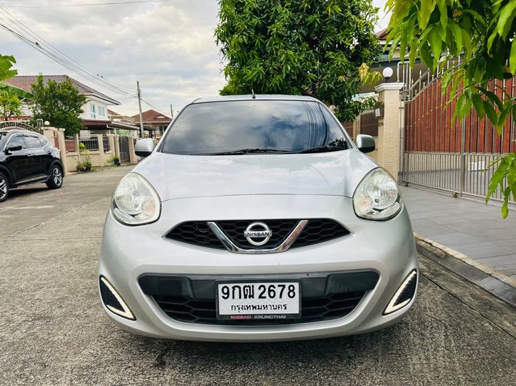 รถ Nissan March 1.2 S สี บรอนซ์เงิน