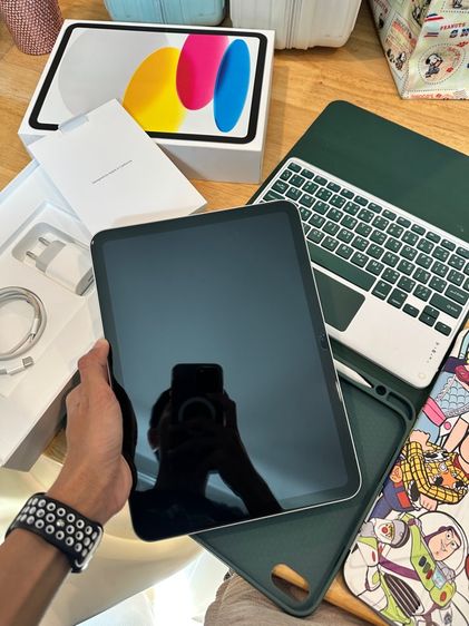 64 GB  Apple ipad 10.9 64GB with wi-fi อุปกรณ์ครบ 