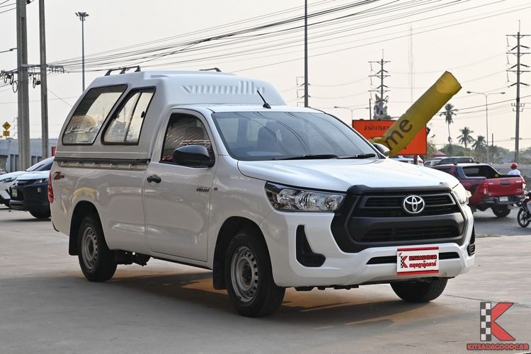 รถ Toyota Hilux Revo 2.4 Entry สี ขาว