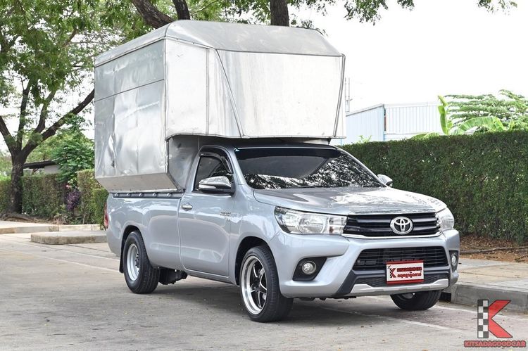 รถ Toyota Hilux Revo 2.4 J Plus สี เทา