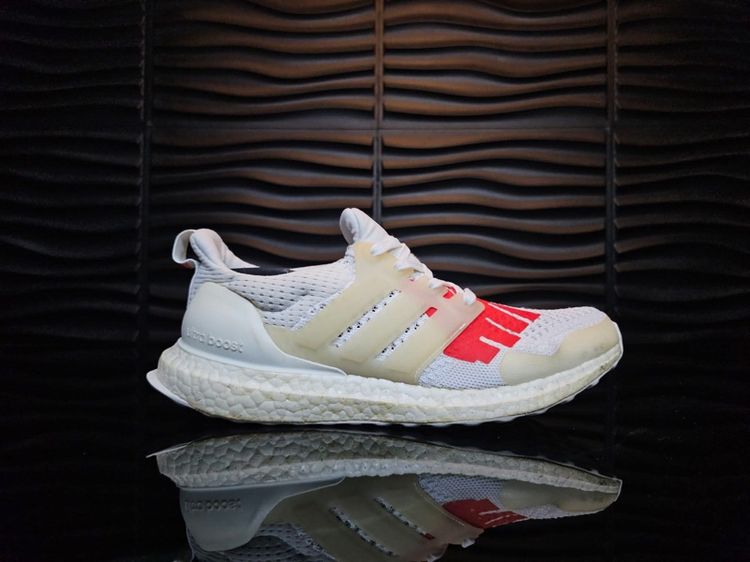 ADIDAS X UNDEFEATED Ultraboost แท้ 💯 เบอร์ UK 7 cm 25.5 คนเท้า 24.5-26.5 ใส่ได้ สภาพดีมาก เบามาก พื้นเต็ม รูปที่ 3