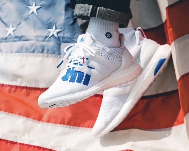 ADIDAS X UNDEFEATED Ultraboost แท้ 💯 เบอร์ UK 7 cm 25.5 คนเท้า 24.5-26.5 ใส่ได้ สภาพดีมาก เบามาก พื้นเต็ม รูปที่ 2