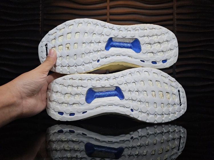 ADIDAS X UNDEFEATED Ultraboost แท้ 💯 เบอร์ UK 7 cm 25.5 คนเท้า 24.5-26.5 ใส่ได้ สภาพดีมาก เบามาก พื้นเต็ม รูปที่ 7