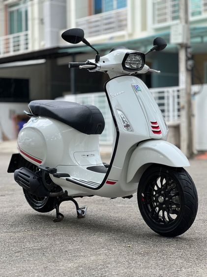 Vespa Sprint150 2024 สวยบางเดิม1900โลแท้ รูปที่ 2
