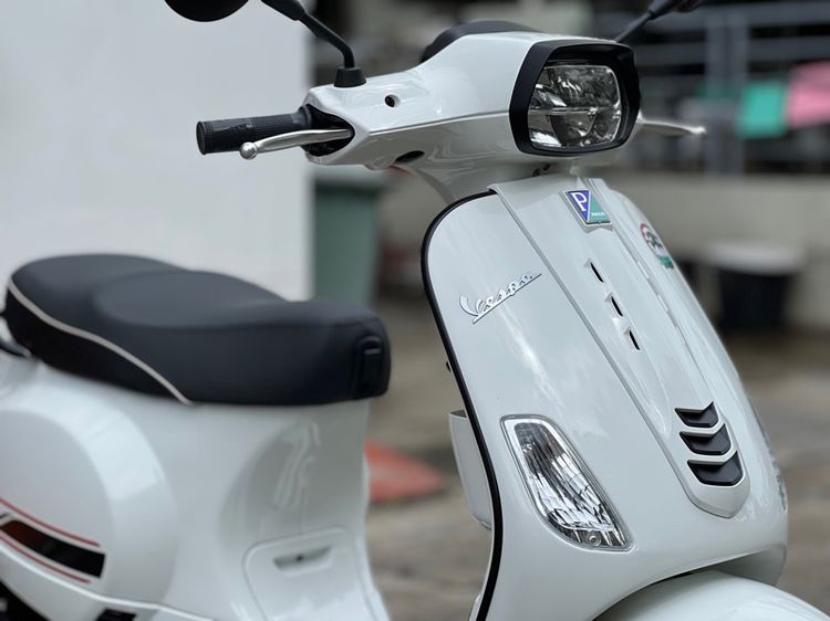 Vespa S125 iget 2025 ขาวสวยมาก 2800โลแท้ๆ รูปที่ 8