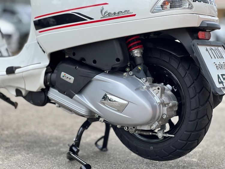 Vespa S125 iget 2025 ขาวสวยมาก 2800โลแท้ๆ รูปที่ 9