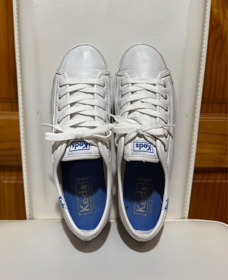 รองเท้าผ้าใบหนังขาวพื้นหนา Keds รูปที่ 18