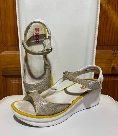 รองเท้ารัดส้น Camper รูปที่ 17