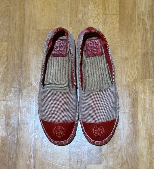 รองเท้าส้นแบน รองเท้าคัทชู Tory Burch
