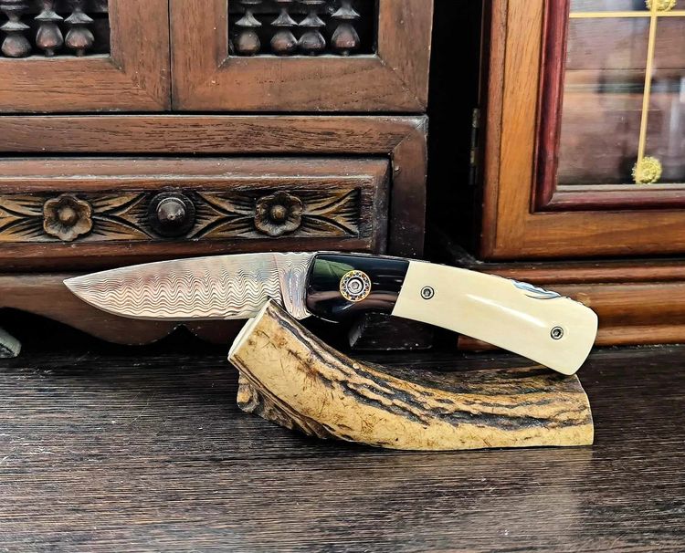 มีดพับดามัสกัสสวีเดน