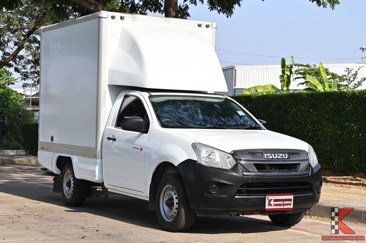รถ Isuzu D-MAX 1.9 B สี ขาว