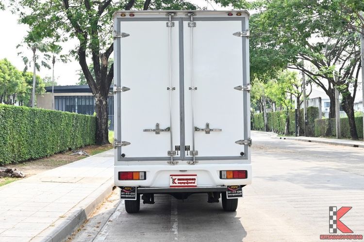Isuzu D-MAX 2019 1.9 B Pickup ดีเซล ไม่ติดแก๊ส เกียร์ธรรมดา ขาว รูปที่ 4