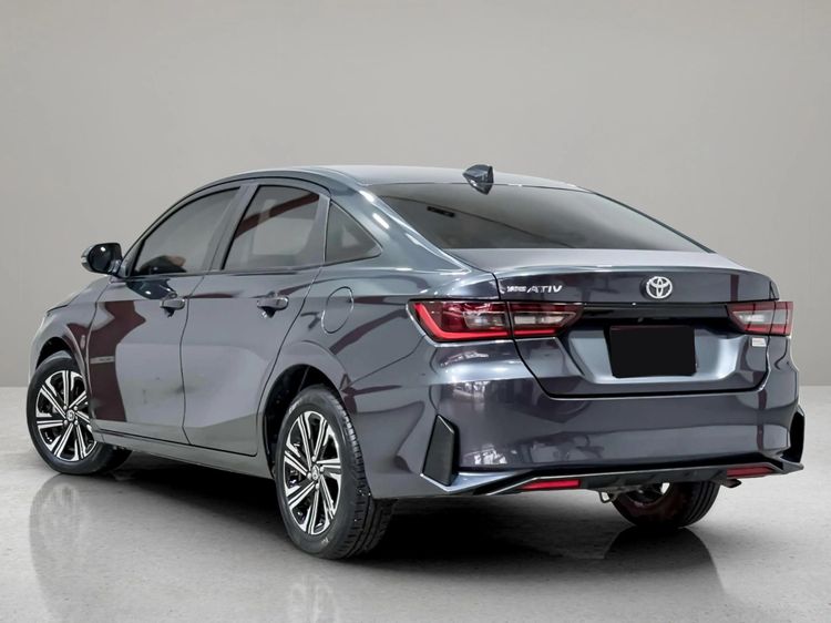 Toyota Yaris ATIV 2024 1.2 Smart Sedan เบนซิน เทา รูปที่ 4