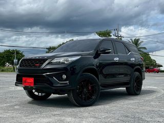 Toyota Fortuner 2.8 TRD Sportivo 4WD AT ปี2016