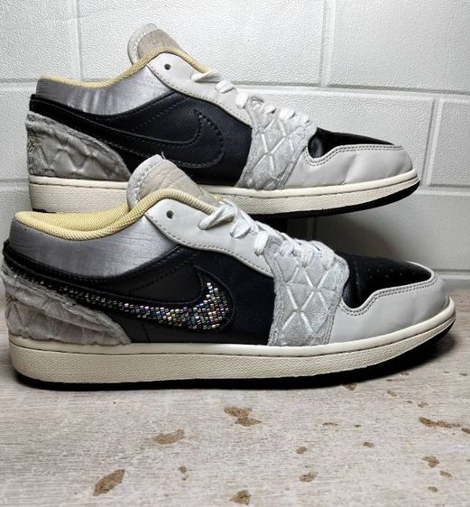 รองเท้ากีฬา ผ้าใบ Nike เบอร์ 42 ยาว 26.5cm คัดสภาพดี ทำความสะอาดแล้วพร้อมใช้ รูปที่ 2