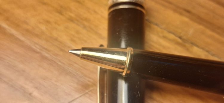 Authentic Montblanc Meisterstuck Classic Rolleball Pen รูปที่ 2